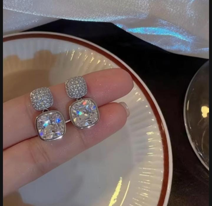 Korean Zircon Crystal Earrings - Golden