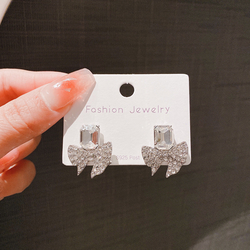 ZJE-165 Sparkling Bow Shape Zircon Korean Earrings- Golden