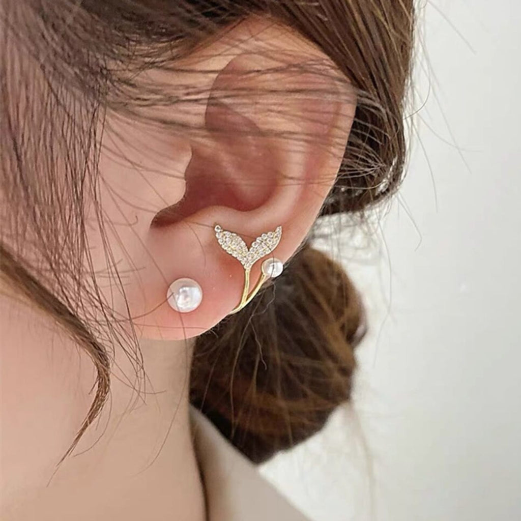 AUJ-939 Korean Fish Tail Earrings – SILVER